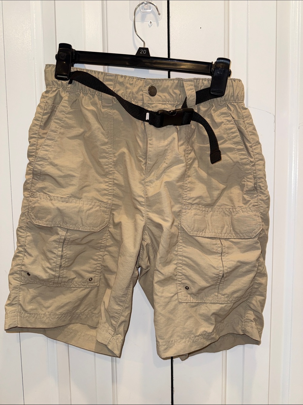 croft & barrow Tan Cargo Shorts with Black Web Belt